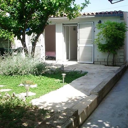 Apartments Gina Trogir Exterior photo