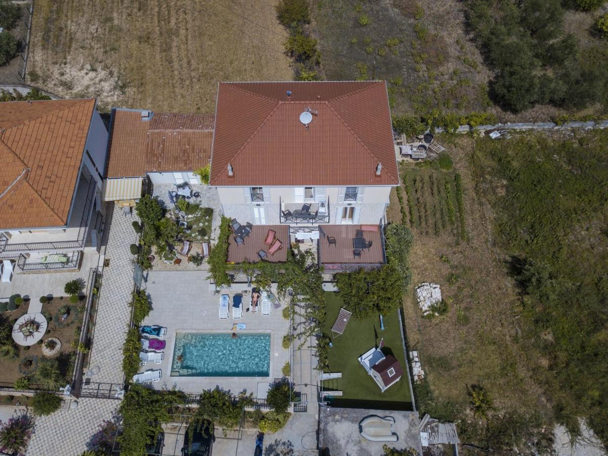Apartments Gina Trogir Exterior photo