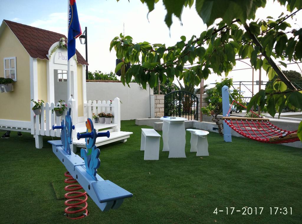 Apartments Gina Trogir Exterior photo