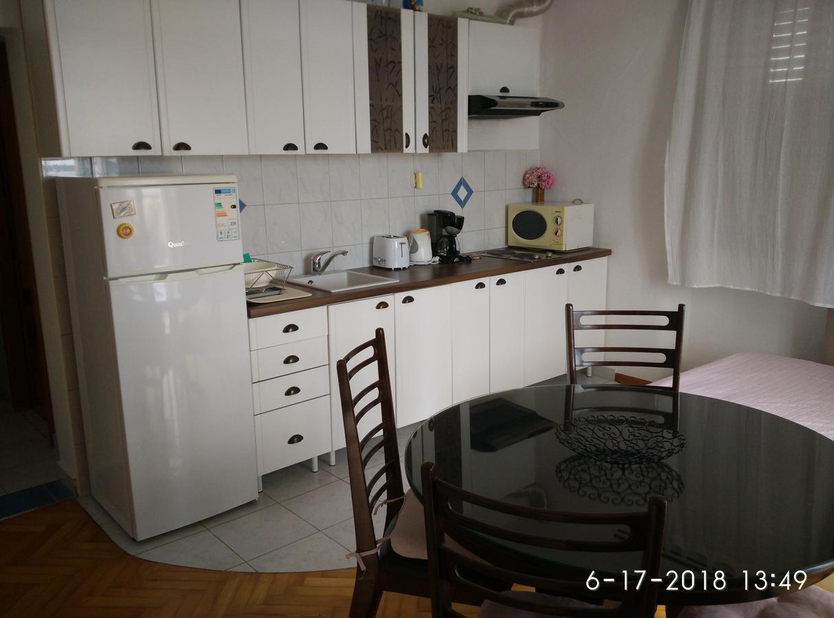 Apartments Gina Trogir Exterior photo