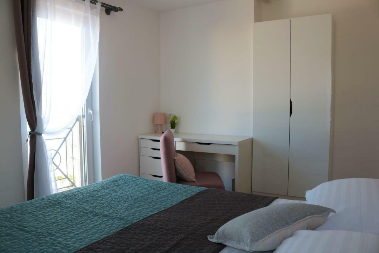 Apartments Gina Trogir Exterior photo